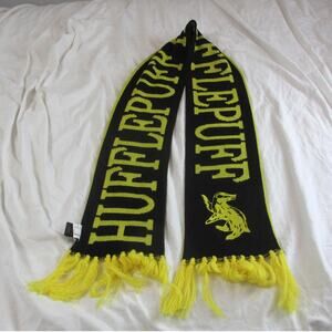 Universal Studios Wizarding World Harry Potter Hufflepuff Scarf Black/Yellow